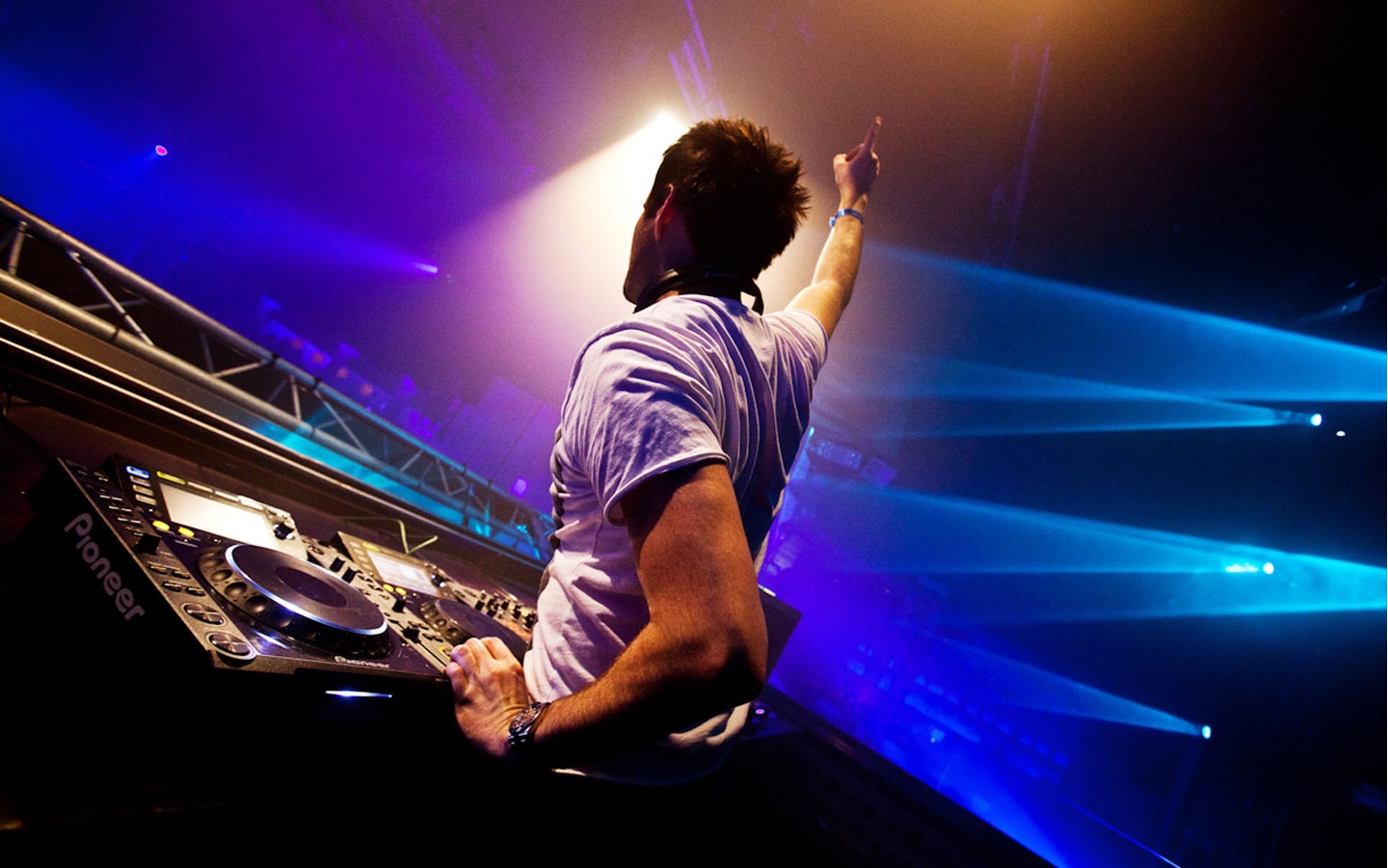 Gareth Emery HD and Wide Wallpapers